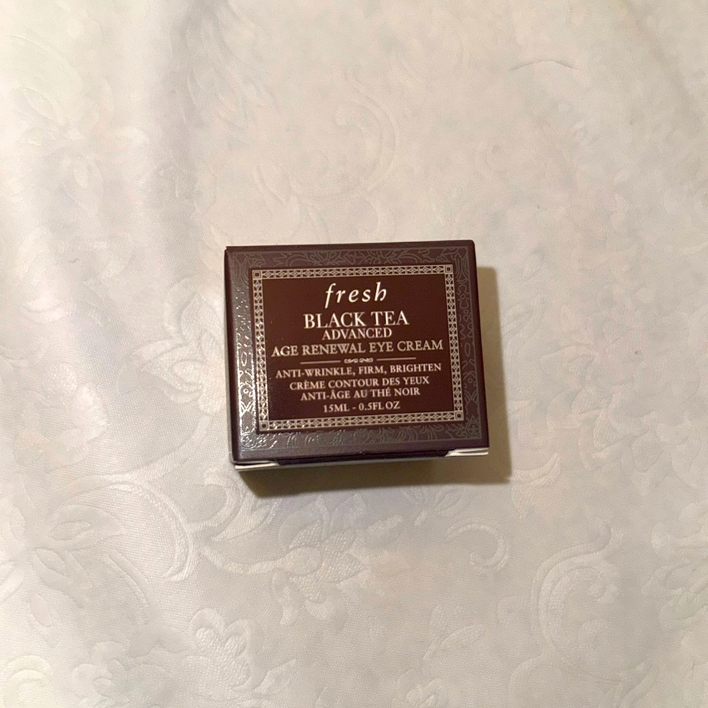 Brand new in box! Fresh Black Tea Advanced Age Renewal Eye Cream